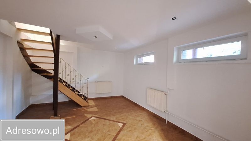 dom wolnostojący, 5 pokoi Zarajec. Zdjęcie 9