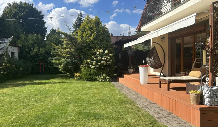 dom wolnostojący, 4 pokoje Konstancin-Jeziorna, ul. Bielawska