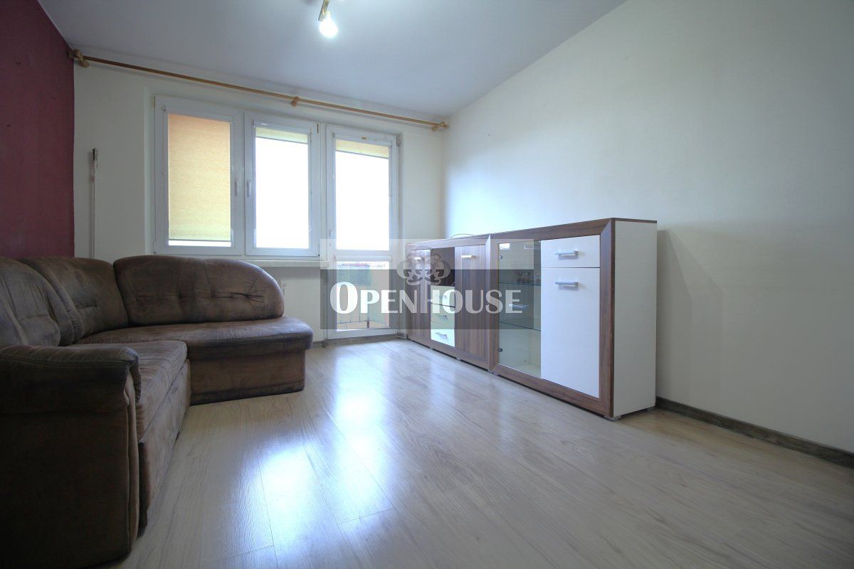 Mieszkanie 4-pokojowe Głogów, ul. Obrońców Pokoju. Zdjęcie 2