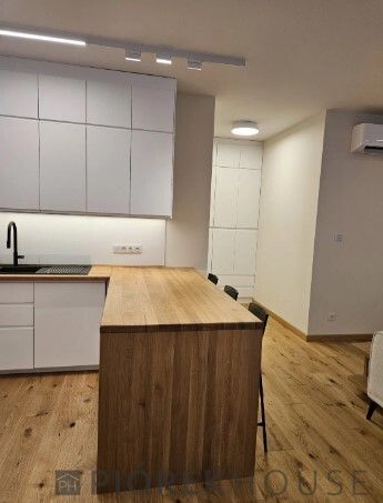 Mieszkanie 4-pokojowe Warszawa Wilanów, ul. Jerzego Holzera. Zdjęcie 5