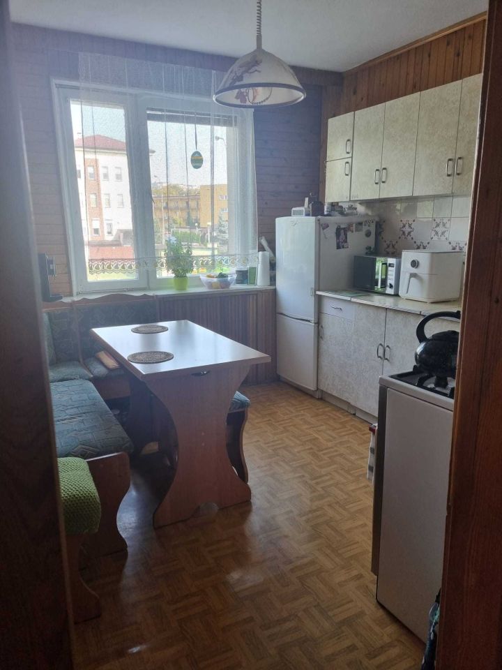 Mieszkanie 3-pokojowe Radom. Zdjęcie 2