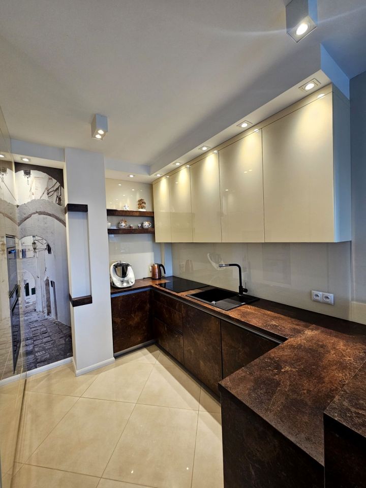 Mieszkanie 4-pokojowe Jasło. Zdjęcie 11