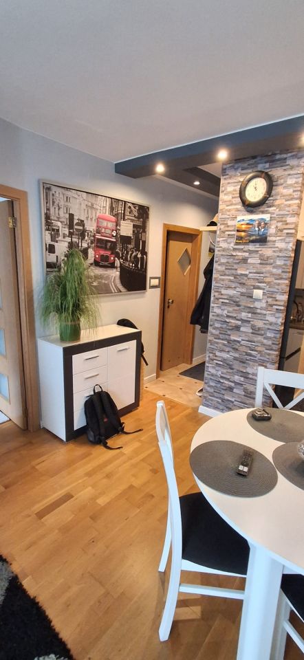 Mieszkanie 2-pokojowe Marki, ul. Kosynierów. Zdjęcie 2