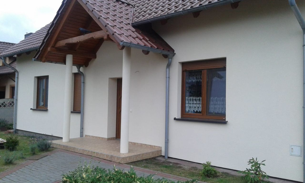 budynek wielorodzinny, 4 pokoje Łagwy, ul. Słoneczna. Zdjęcie 1