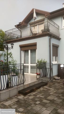 dom wolnostojący, 5 pokoi Skierniewice, ul. Nowomiejska. Zdjęcie 1