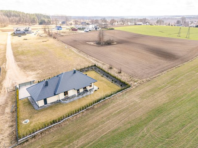 dom wolnostojący, 4 pokoje Strzepcz. Zdjęcie 21