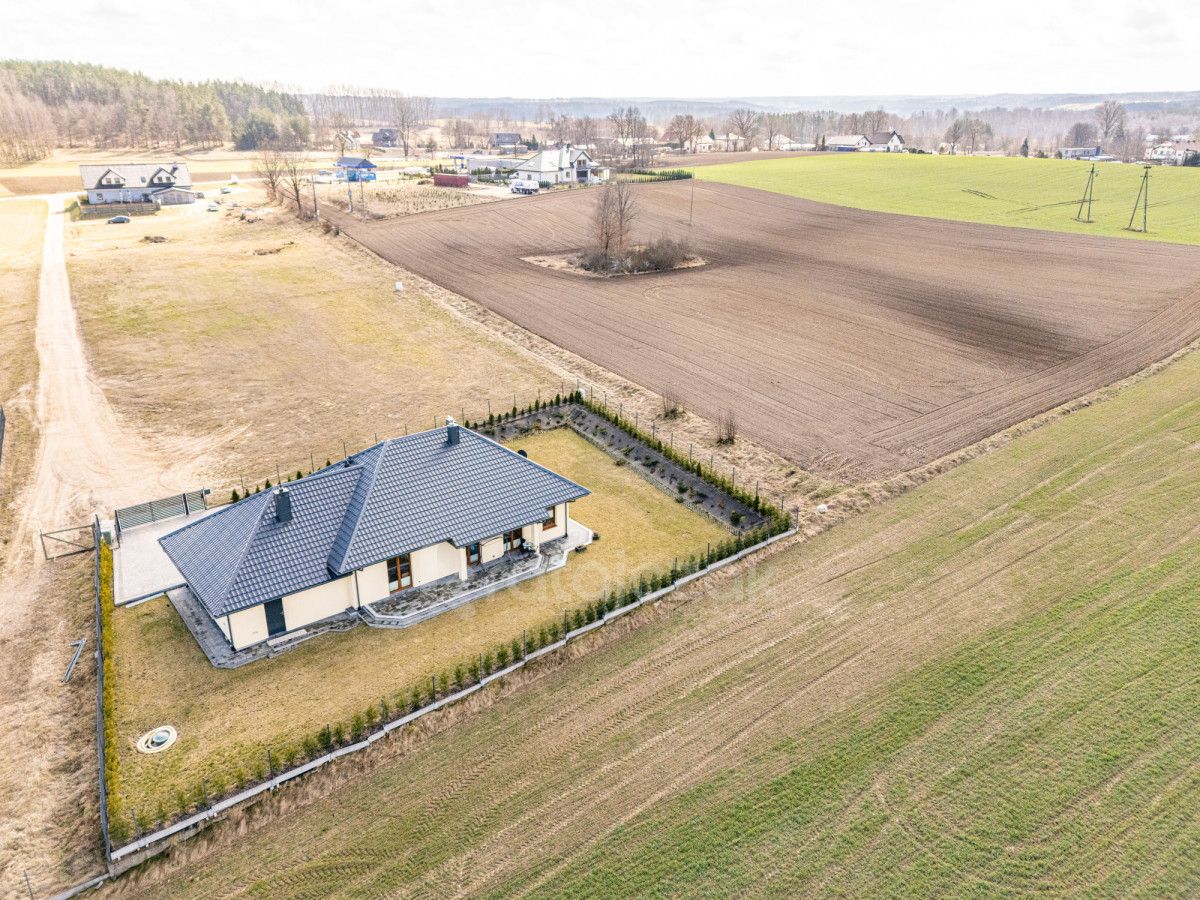 dom wolnostojący, 4 pokoje Strzepcz. Zdjęcie 21