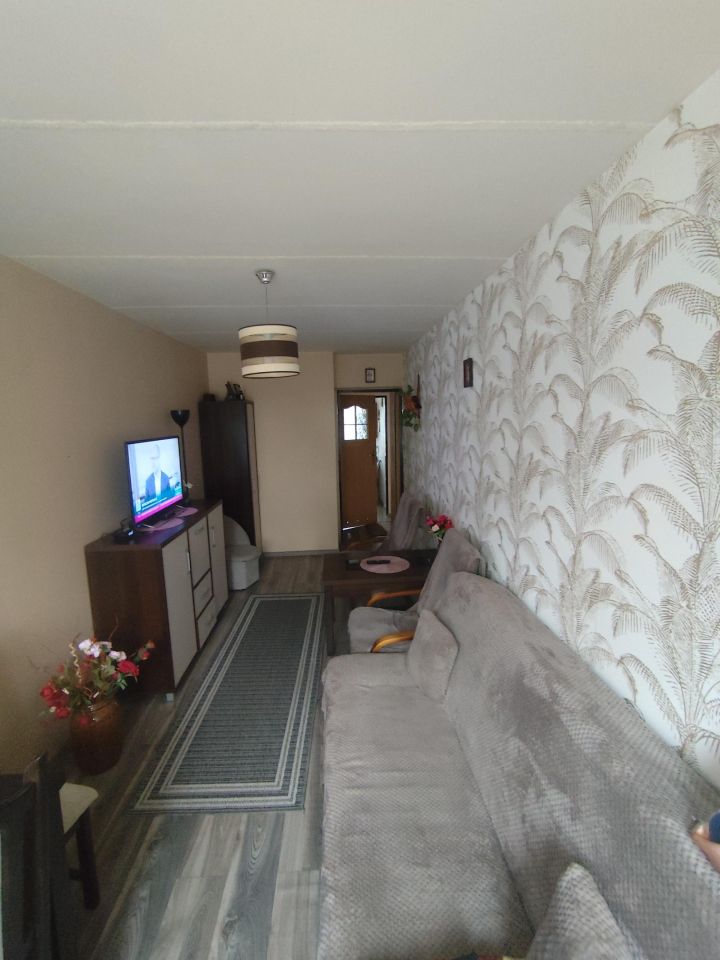 Mieszkanie 2-pokojowe Myślęta. Zdjęcie 4