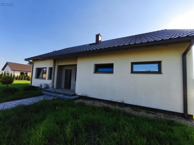 dom wolnostojący, 4 pokoje Zacharzowice. Zdjęcie 3