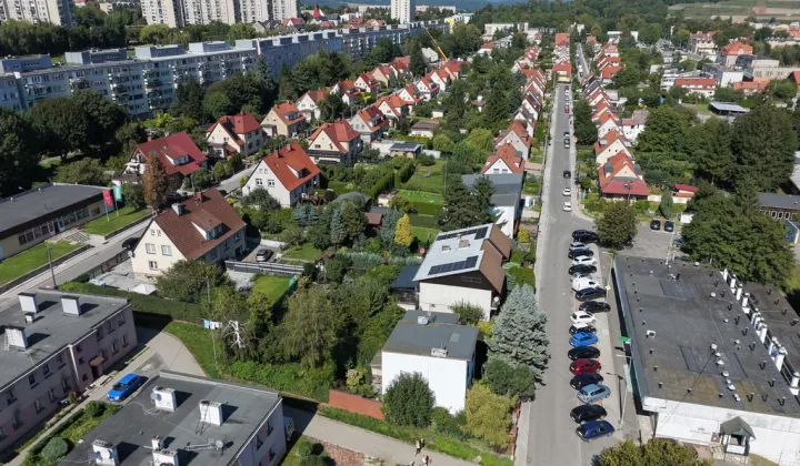 dom wolnostojący, 5 pokoi Kłodzko, ul. Wolności