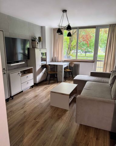 Mieszkanie 3-pokojowe Zielona Góra, ul. Stefana Wyszyńskiego. Zdjęcie 1