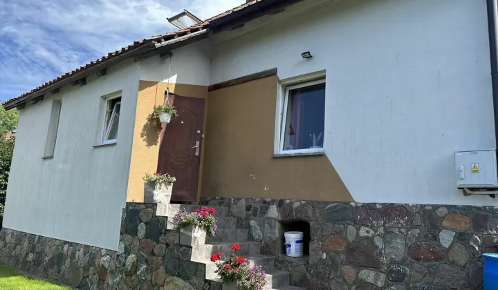 dom wolnostojący, 7 pokoi Nowe Krzywe