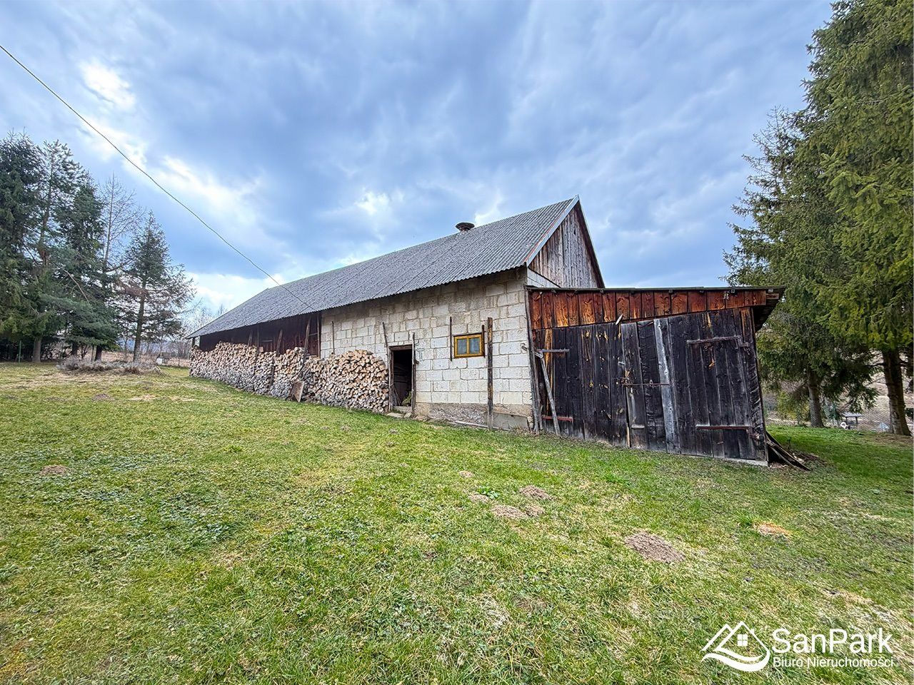 dom wolnostojący, 10 pokoi Bukowiec. Zdjęcie 21