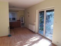 dom wolnostojący, 4 pokoje Bratoszewice, ul. Wolska. Zdjęcie 1