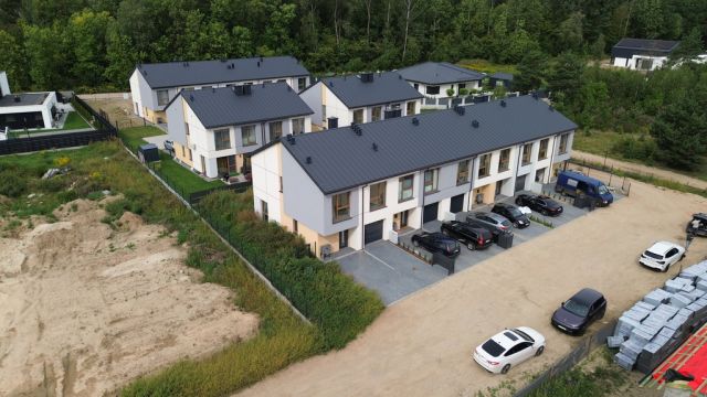 dom szeregowy, 5 pokoi Grabówka. Zdjęcie 4