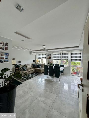 Mieszkanie 3-pokojowe Płock, ul. Wincentego Hipolita Gawareckiego. Zdjęcie 1