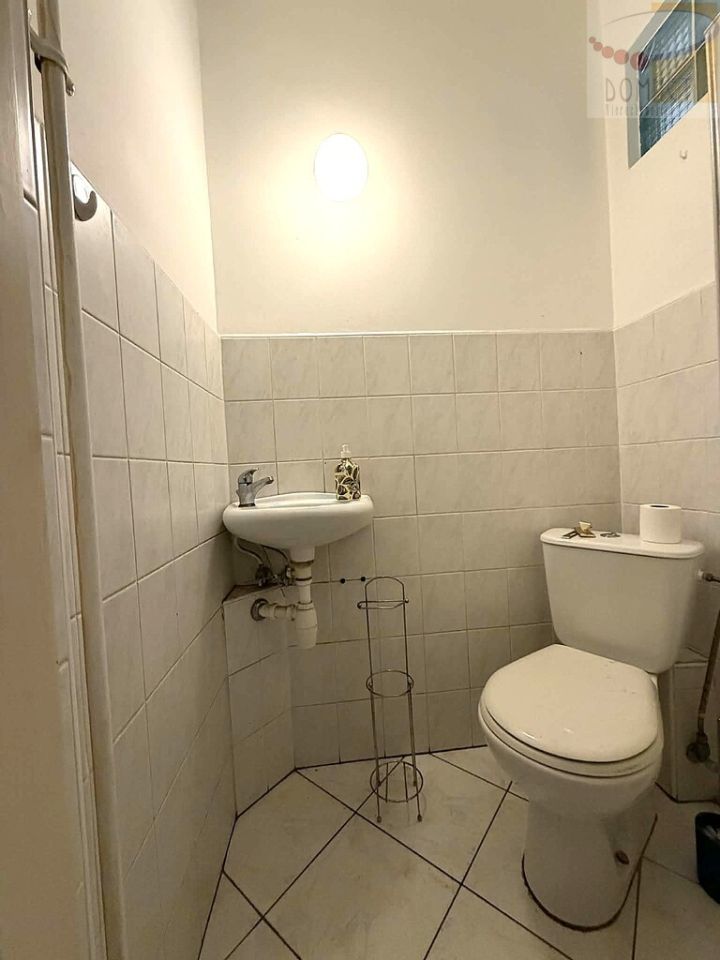 dom szeregowy, 7 pokoi Brwinów. Zdjęcie 22