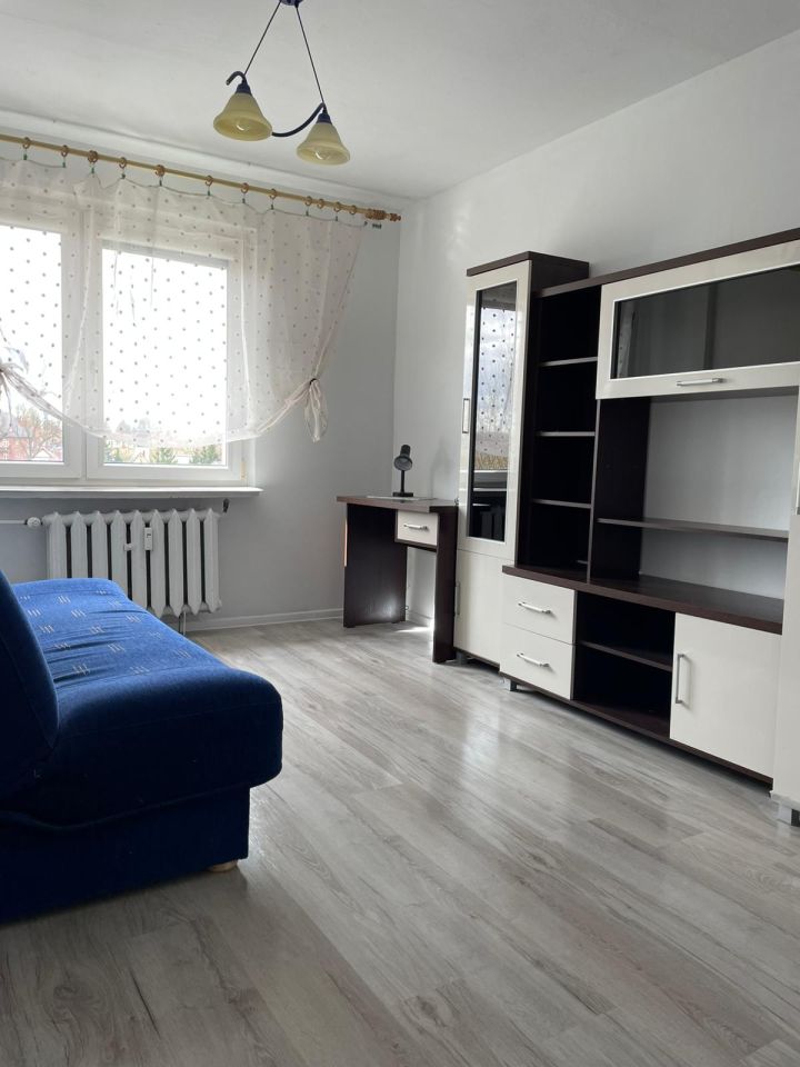 Mieszkanie 4-pokojowe Legnica Zosinek, ul. Aleksandra Fredry. Zdjęcie 4