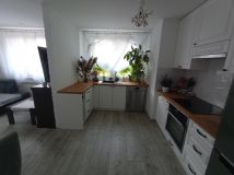 Mieszkanie 5-pokojowe Żulice. Zdjęcie 1