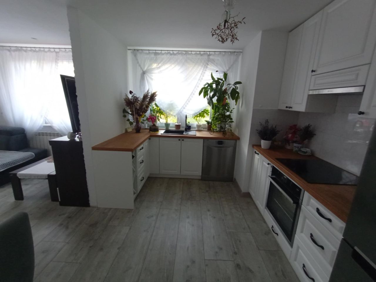 Mieszkanie 5-pokojowe Żulice. Zdjęcie 2