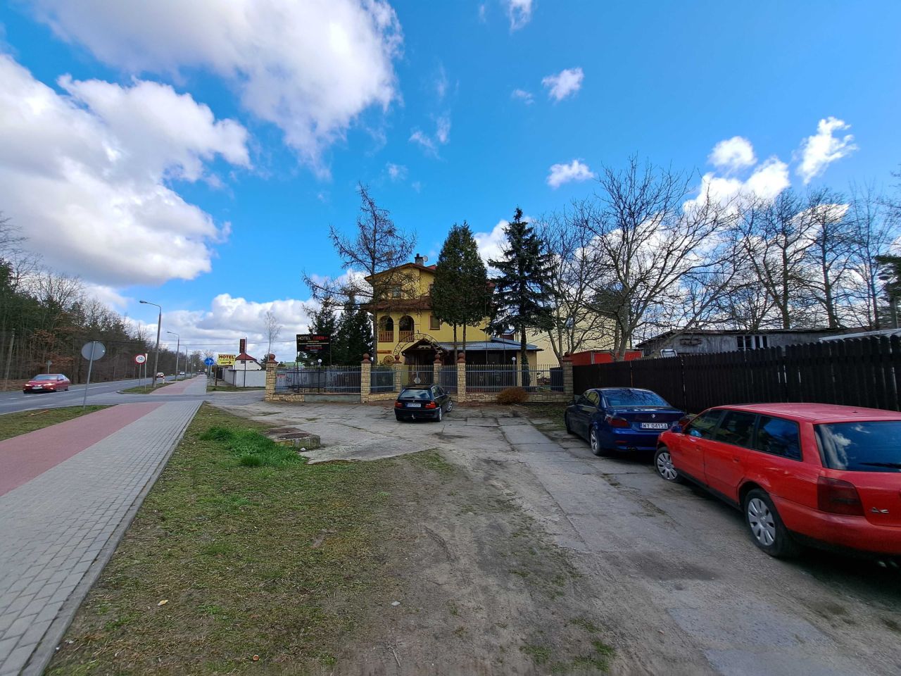 Hotel/pensjonat Okuniew. Zdjęcie 2