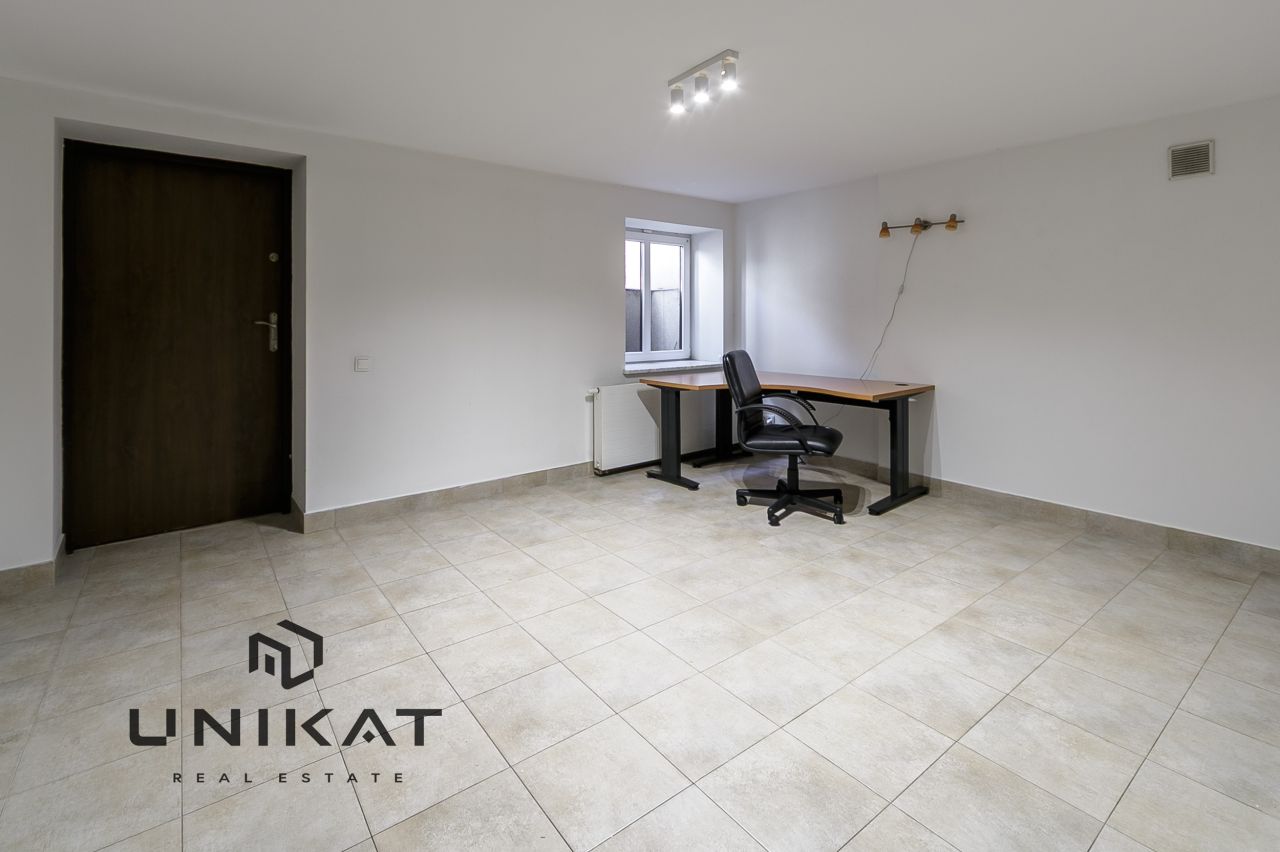 dom szeregowy, 9 pokoi Warszawa Bielany, ul. Hajoty. Zdjęcie 15