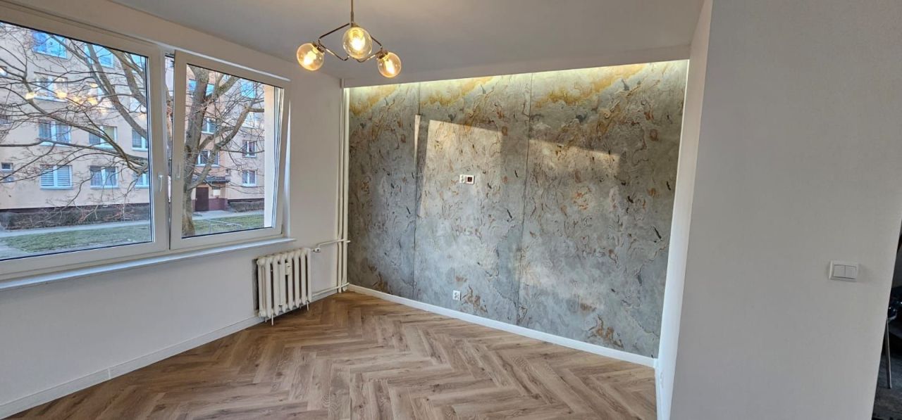 Mieszkanie 2-pokojowe Wałbrzych Piaskowa Góra, ul. Zygmunta Krasińskiego. Zdjęcie 1