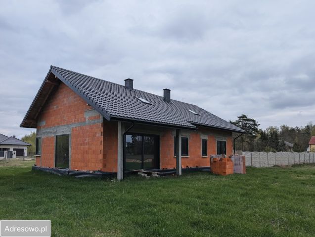 dom wolnostojący, 5 pokoi Bierwiecka Wola. Zdjęcie 1