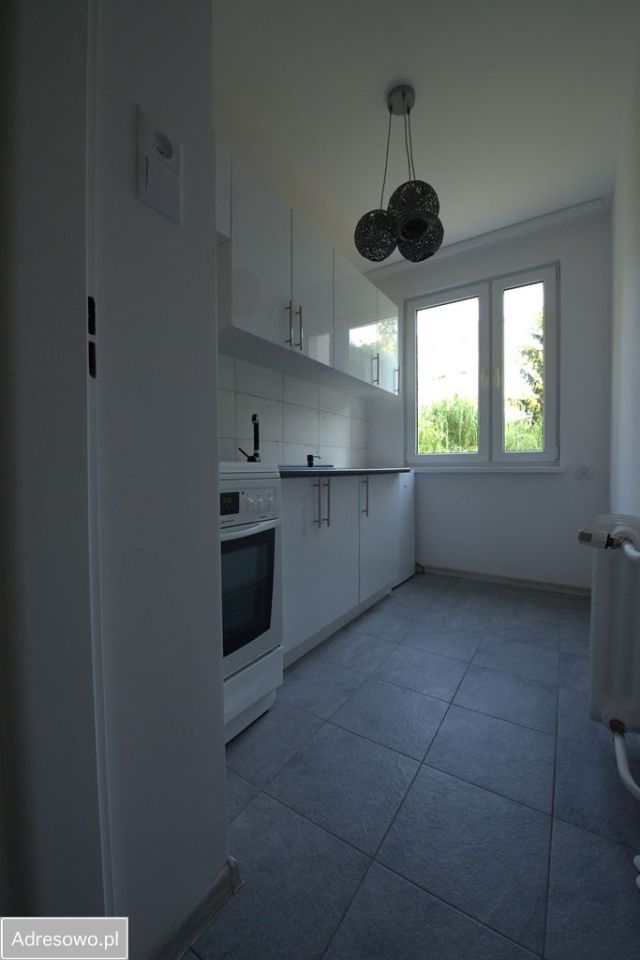 Mieszkanie 2-pokojowe Kraków Mistrzejowice, os. Złotego Wieku. Zdjęcie 3