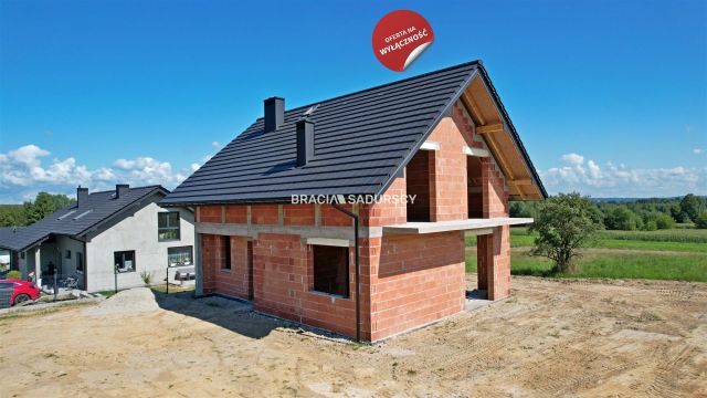 dom wolnostojący, 5 pokoi Brzezinka, ul. Dolna. Zdjęcie 1