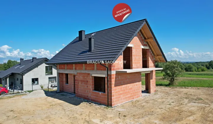 dom wolnostojący, 5 pokoi Brzezinka, ul. Dolna