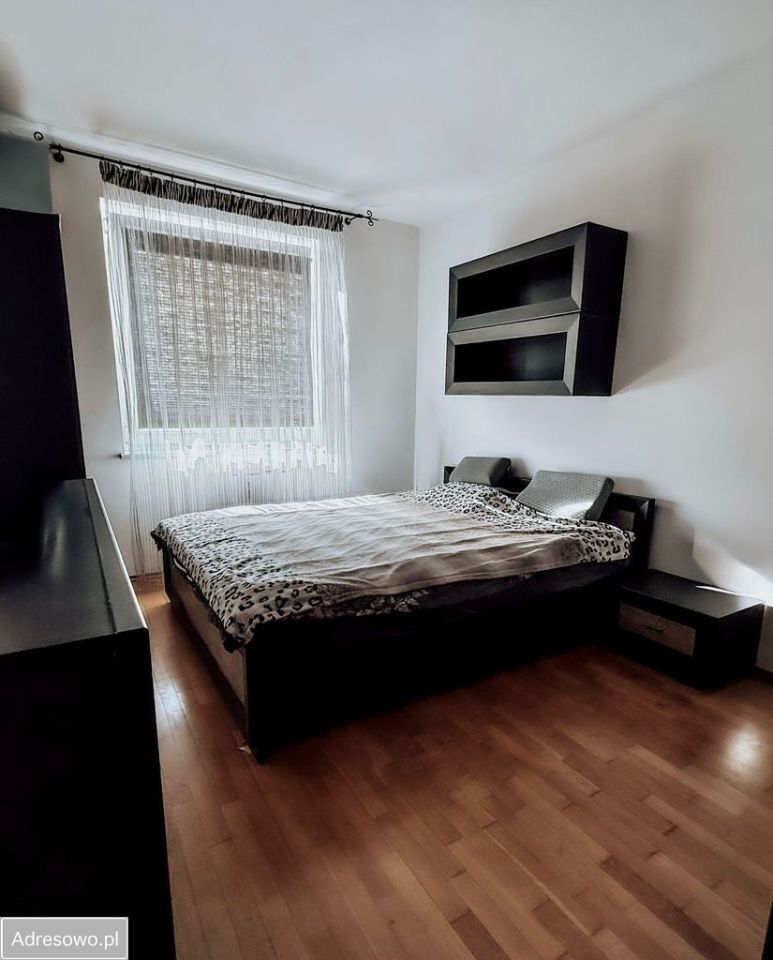 Mieszkanie 3-pokojowe Wrocław Stare Miasto, ul. Strachocińska. Zdjęcie 4