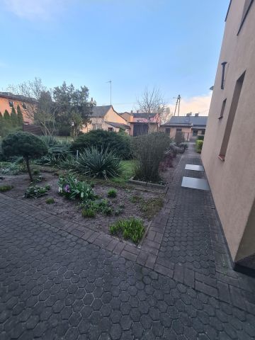 dom wolnostojący, 5 pokoi Sochaczew Chodaków, ul. Fryderyka Chopina. Zdjęcie 3