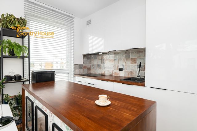 Mieszkanie 3-pokojowe Rumia, ul. Błoń Janowskich. Zdjęcie 3