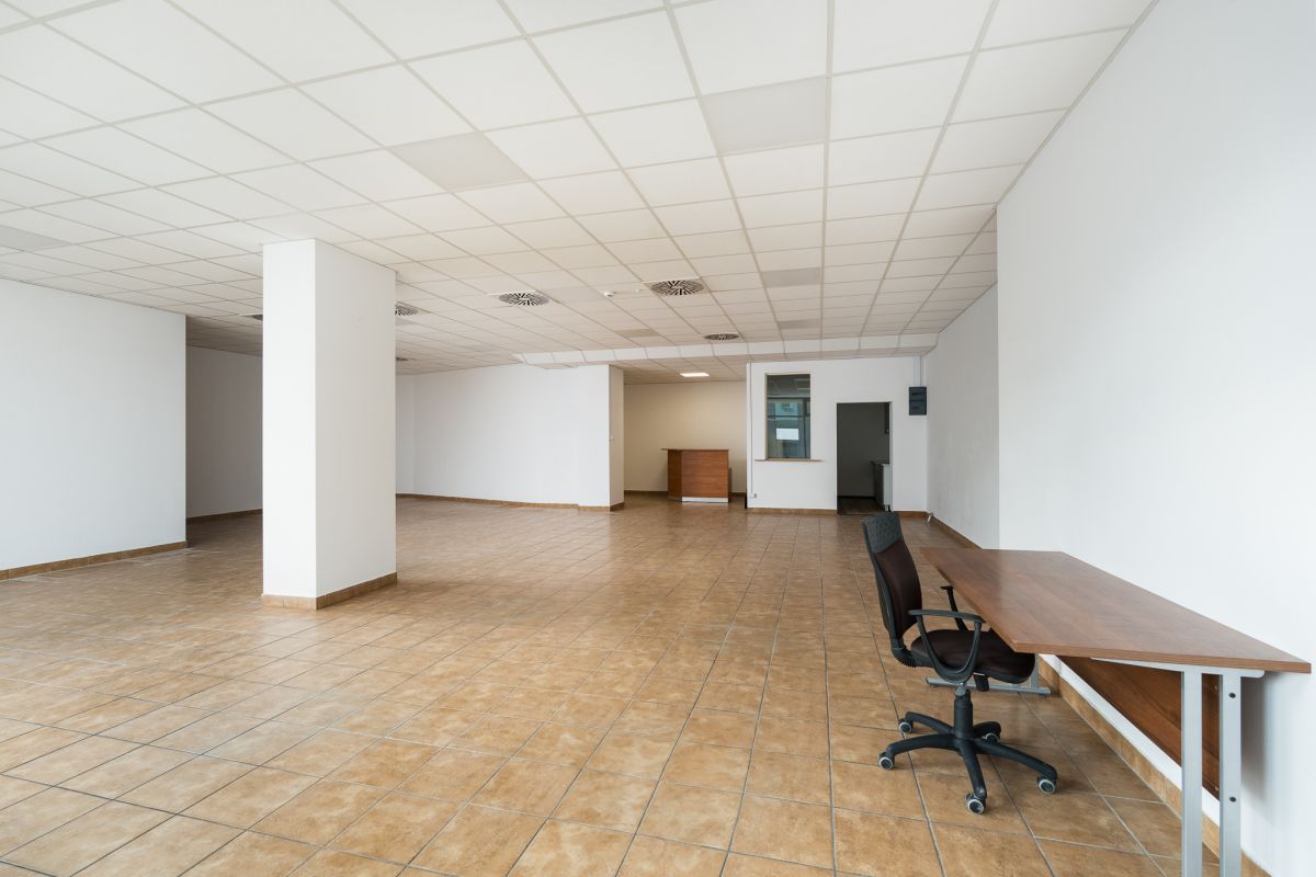 Lokal Warszawa Praga-Południe, al. Stanów Zjednoczonych. Zdjęcie 5