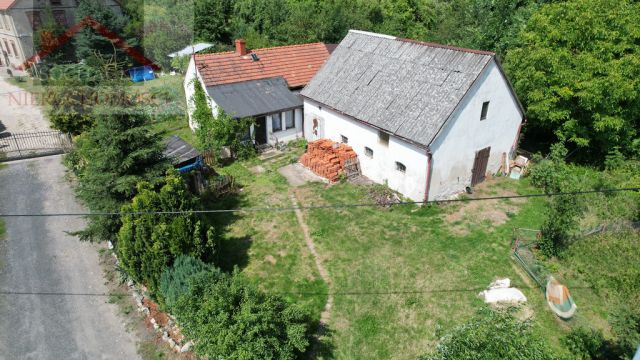 dom wolnostojący, 2 pokoje Nawojów Łużycki. Zdjęcie 1