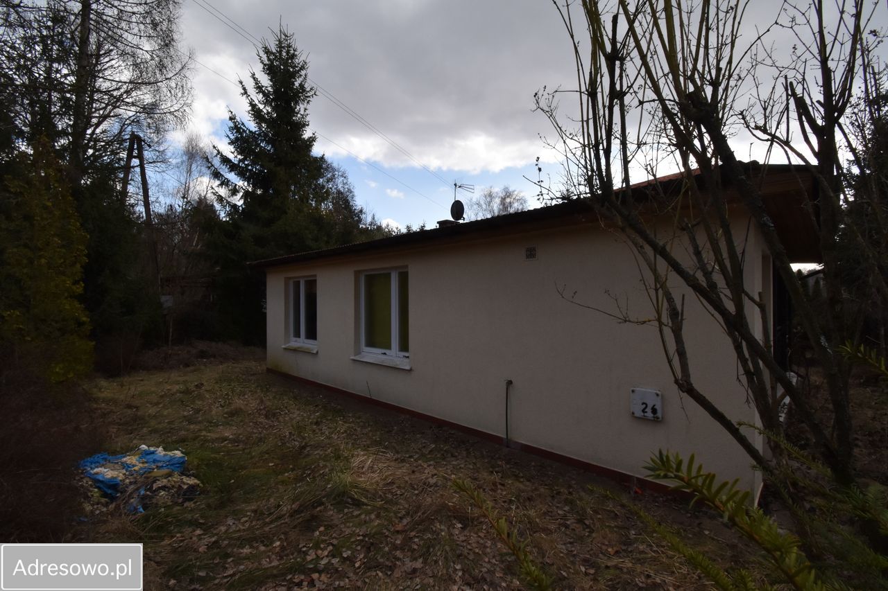 dom wolnostojący, 2 pokoje Rogóźno. Zdjęcie 18