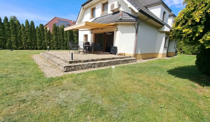 dom wolnostojący, 5 pokoi Bielany Wrocławskie