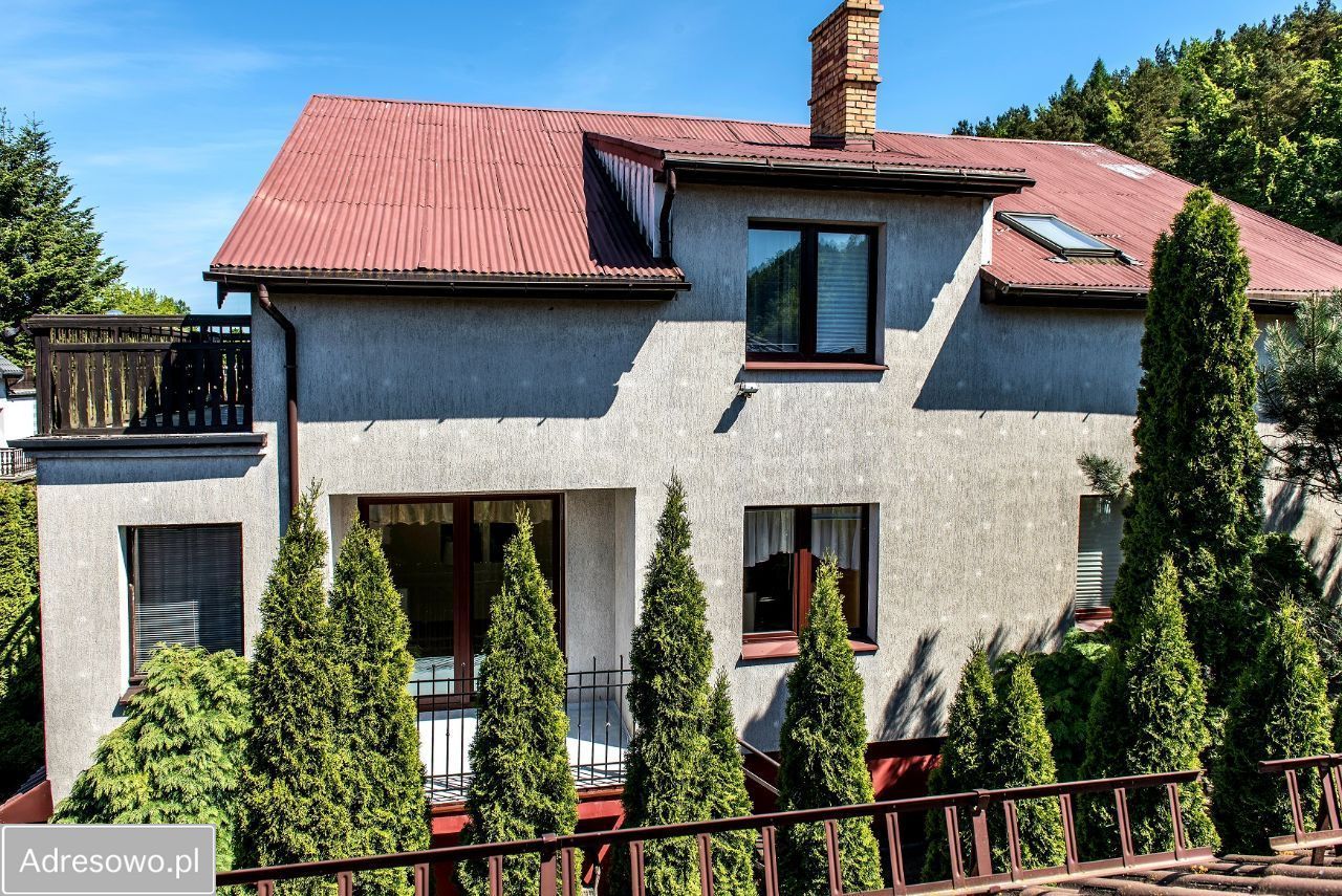 dom wolnostojący, 9 pokoi Wejherowo, ul. Gniewowska
