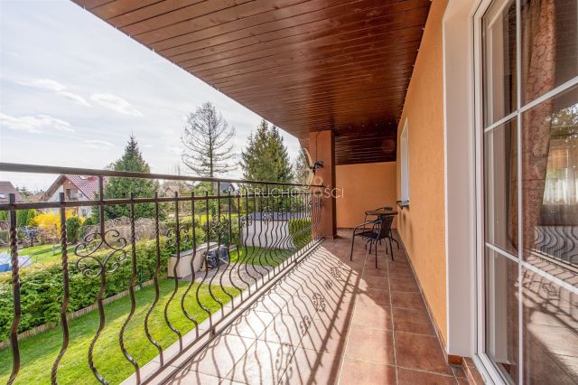 dom wolnostojący, 7 pokoi Brzeg Dolny. Zdjęcie 11