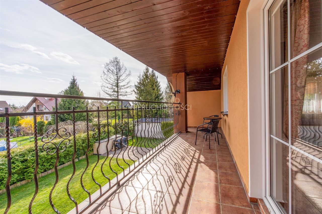 dom wolnostojący, 7 pokoi Brzeg Dolny. Zdjęcie 11