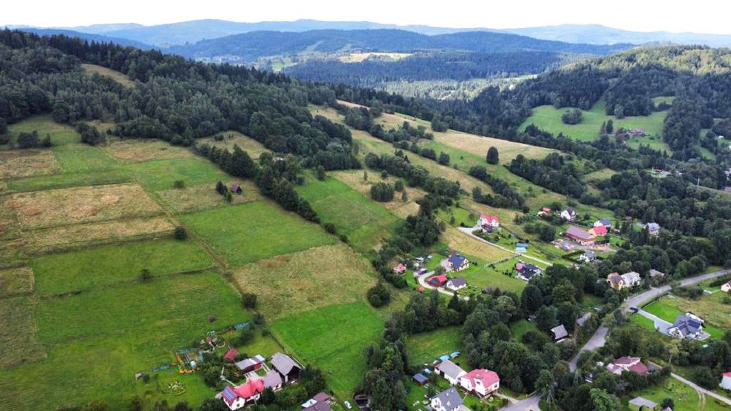 dom wolnostojący, 3 pokoje Lachowice. Zdjęcie 6