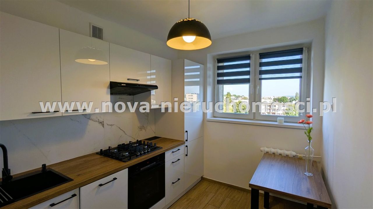 Mieszkanie 3-pokojowe Rybnik Śródmieście, ul. Jeana Chalotta. Zdjęcie 1