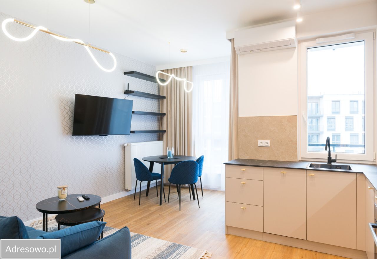 Mieszkanie 1-pokojowe Warszawa Ursus, ul. Edwarda Habicha. Zdjęcie 2