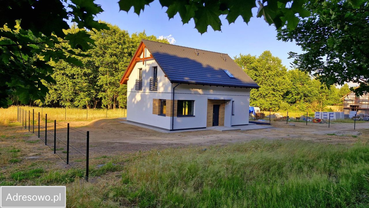 dom wolnostojący, 4 pokoje Laski Małe. Zdjęcie 11