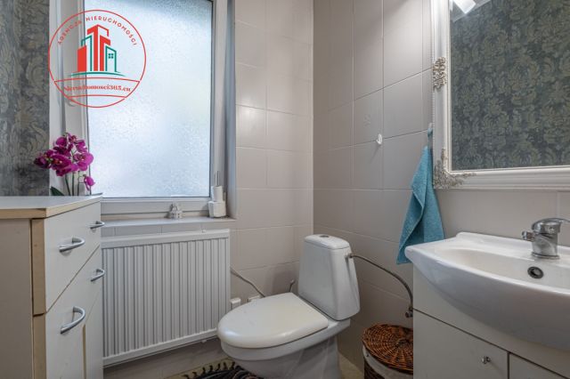 dom wolnostojący, 5 pokoi Gnieżdżewo. Zdjęcie 16