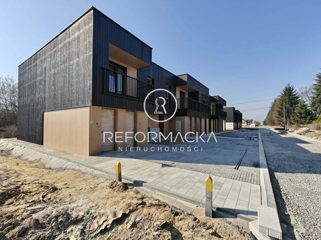 Mieszkanie 4-pokojowe Krasne. Zdjęcie 6