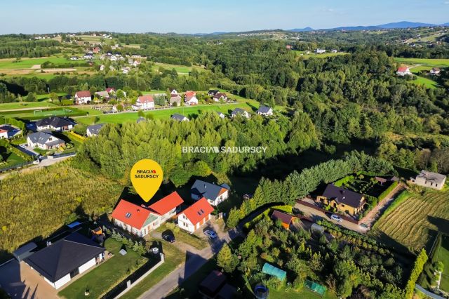 dom wolnostojący, 6 pokoi Zawada. Zdjęcie 23