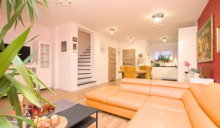 dom szeregowy, 4 pokoje Siechnice, ul. Bzowa 3D