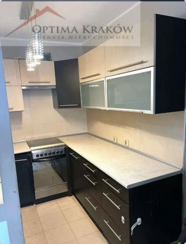 Mieszkanie 3-pokojowe Kraków Kozłówek, ul. Okólna. Zdjęcie 1